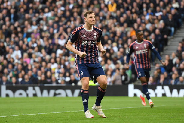 内雷斯出色 内雷斯出色